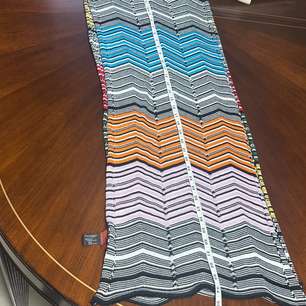Missoni Zigzag Knit Scarf – Multicolor Chevron Pattern - Picture 3 of 8